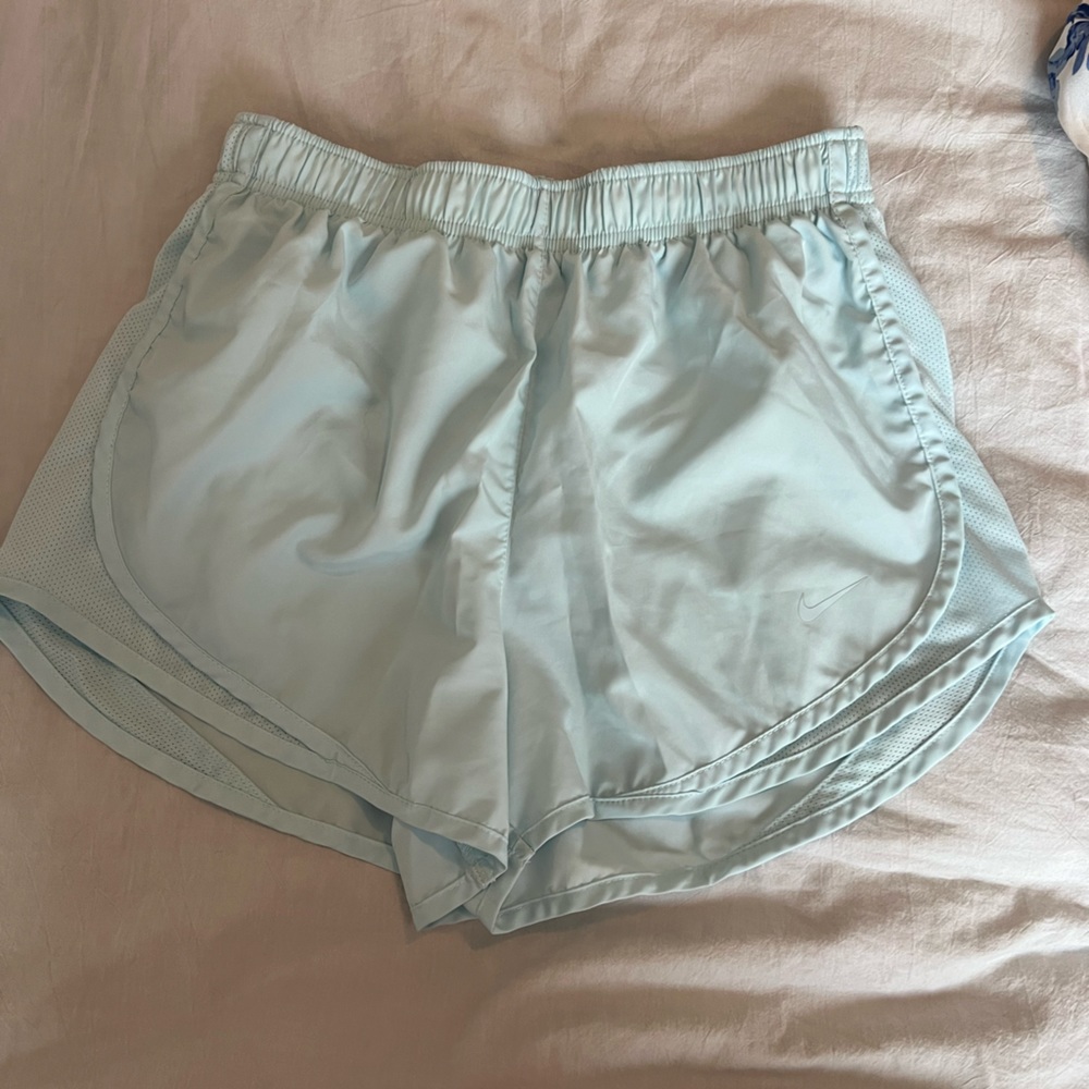 NWOT light blue women’s Nike tempo shorts
